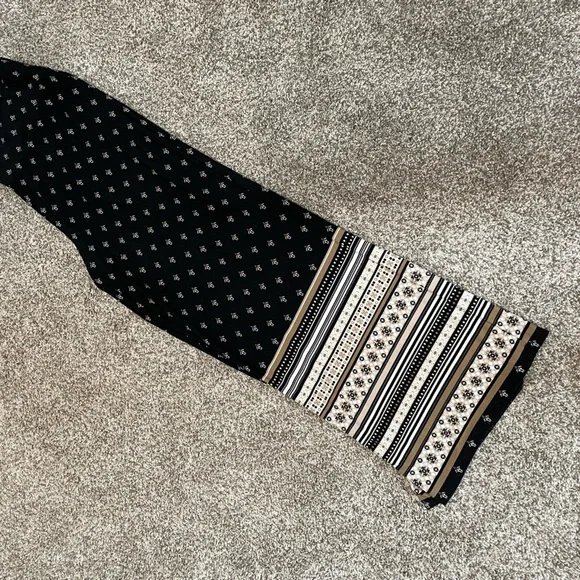 C EST. 1946 Women’s wide leg pants - Picture 2 of 6